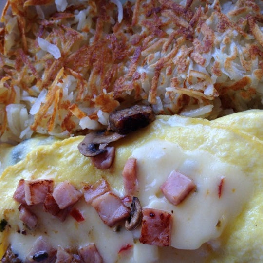 Eggs ‘N’ Things Breakfast Spot