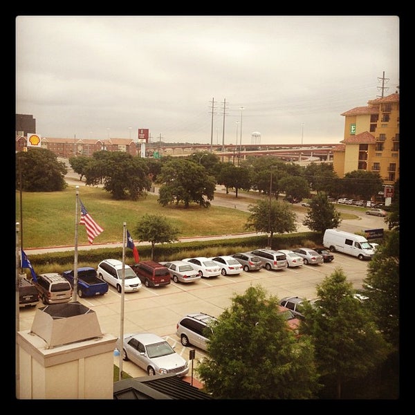 Hilton Garden Inn DFW Airport South - Hotel in Southwest Dallas
