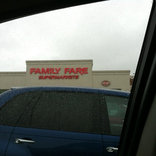Photo taken at Family Fare Supermarket by Donald V. on 6/1/2012