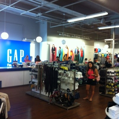 Gap Factory Store - 13000 Folsom Blvd #1320