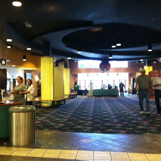 AMC Covina 30 25 tips