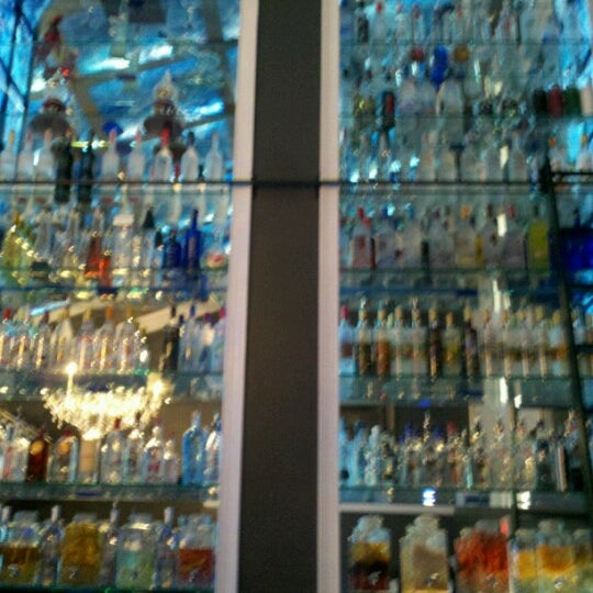 7/18/2012에 frank s.님이 Czar Ice Bar에서 찍은 사진