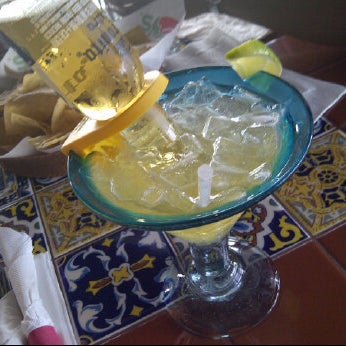 Photo taken at Chili&#39;s Grill &amp; Bar by Jo L. on 5/13/2012