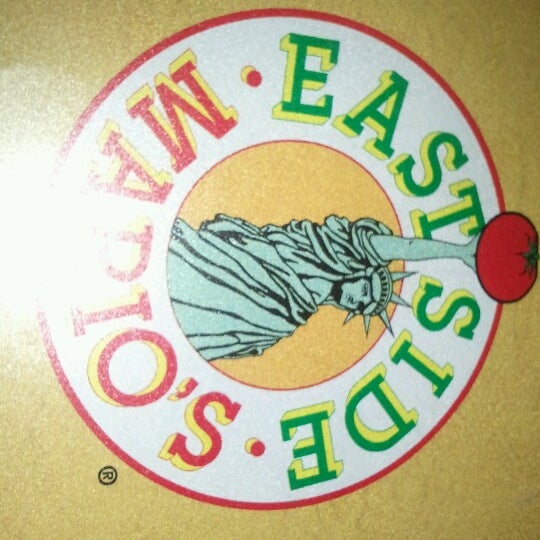 รูปภาพถ่ายที่ East Side Mario&#39;s โดย Jessica Z. เมื่อ 6/16/2012