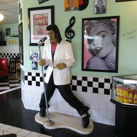 Photos at Boomerang Diner Mustang, OK