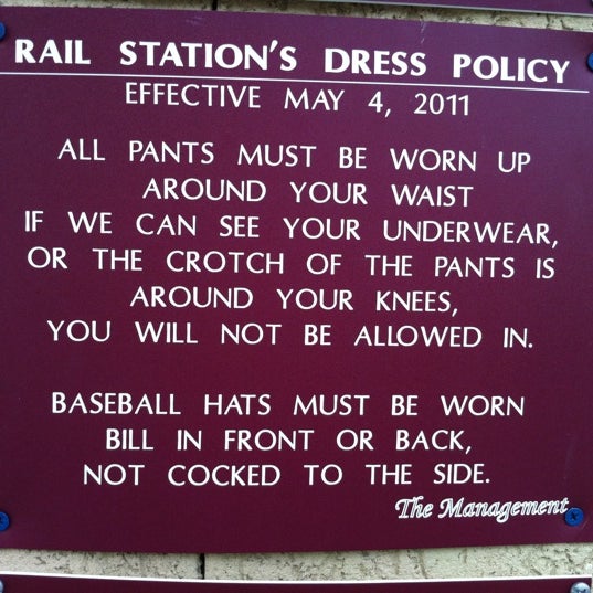 Foto diambil di The Rail Station Bar and Grill oleh Darby B. pada 7/15/2012