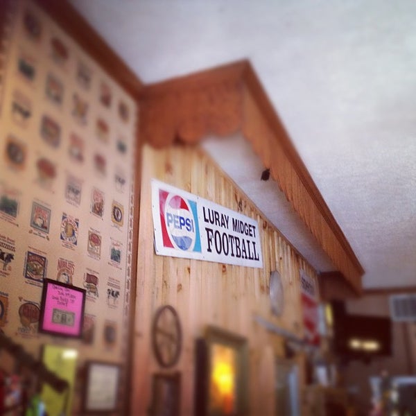 7/14/2012 tarihinde Daniel H.ziyaretçi tarafından Uncle Bucks Restaurant &amp; Bar'de çekilen fotoğraf