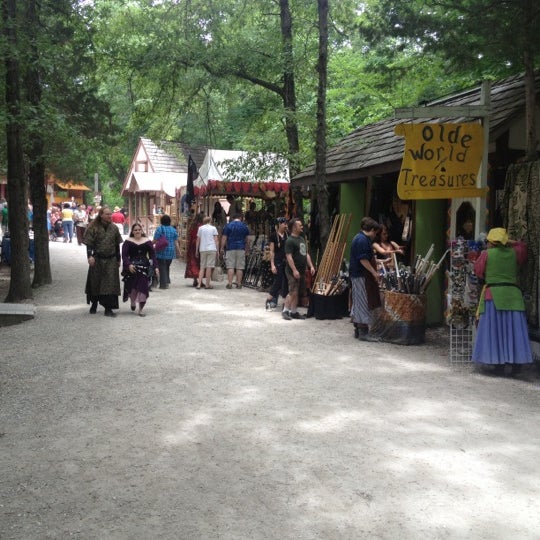 St. Louis Renaissance Faire (Now Closed) Festival