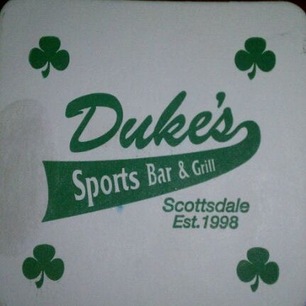 Снимок сделан в Duke&#39;s Sports Bar &amp; Grill пользователем Jeremy G. 3/16/2012