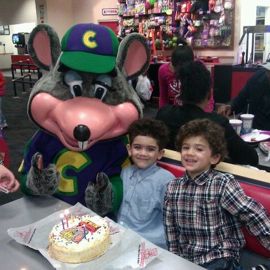 Fotos en Chuck E. Cheese Flushing 6 tips