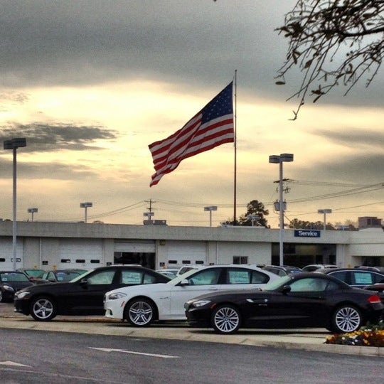 3/2/2012 tarihinde Sheila T.ziyaretçi tarafından MINI of Charleston'de çekilen fotoğraf