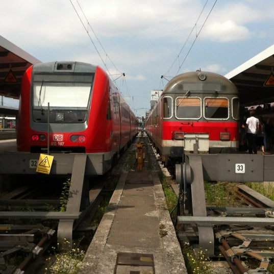 Gleis 27 36 Hbf München Fotos bei Starnberger Flügelbahnhof (Gleis 27-36) - Bahnsteig in München