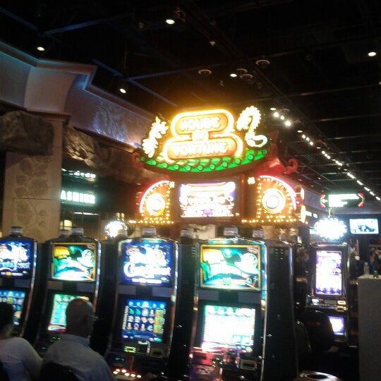 Photo taken at Casino Rama Resort by Elise M. on 9/7/2012