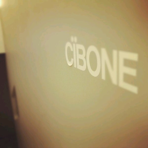 รูปภาพถ่ายที่ CIBONE โดย さねっぴ เมื่อ 9/8/2012