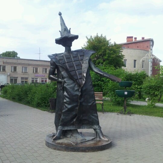 Памятник Шоколаду В Покрове Фото