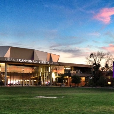 Снимок сделан в Grand Canyon University Arena пользователем Scott F. 8/3/2012