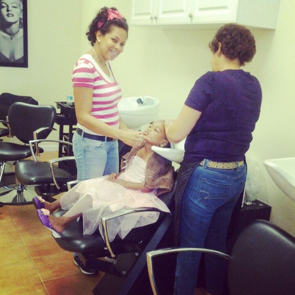 Anna S Hair Salon Cosmetics Shop In Mcdonough