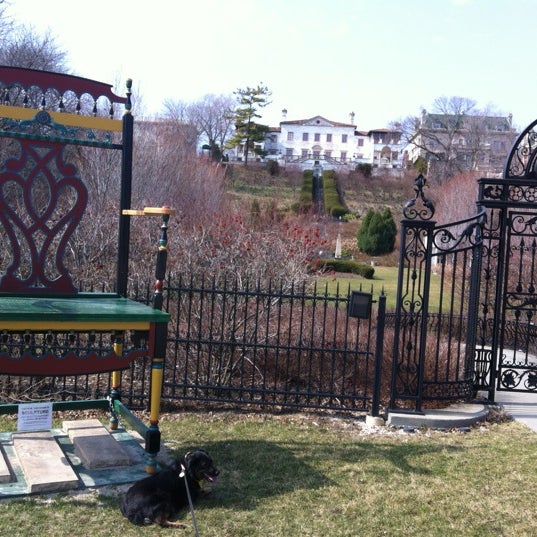 รูปภาพถ่ายที่ Villa Terrace Art Museum โดย Jim B. เมื่อ 3/16/2012