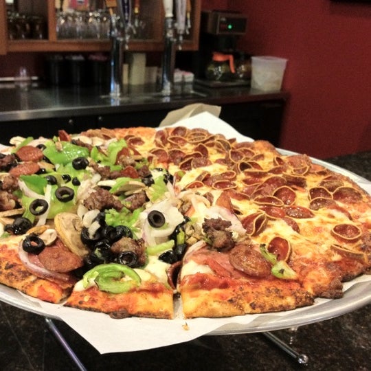 Daddy pizza дизайн. Пицца ростов-на-дону доставка. Менеджер пиццерии папа джонс. Папа джонс пицца саранск. Папа джонс капричоза.