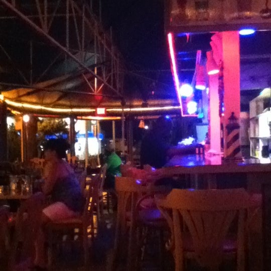 6/11/2012にLil M.がLighthouse Beach Bar &amp; Grilleで撮った写真
