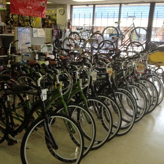 Bike world garland sales