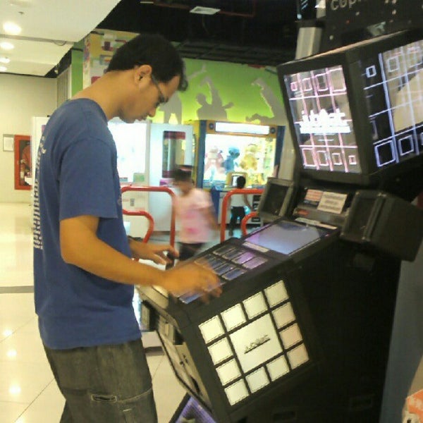 Thinkcentre m90 sff. Технологический центр comcast. Smith and wesson m &p 2. Техника майкрософт. M centers 4.