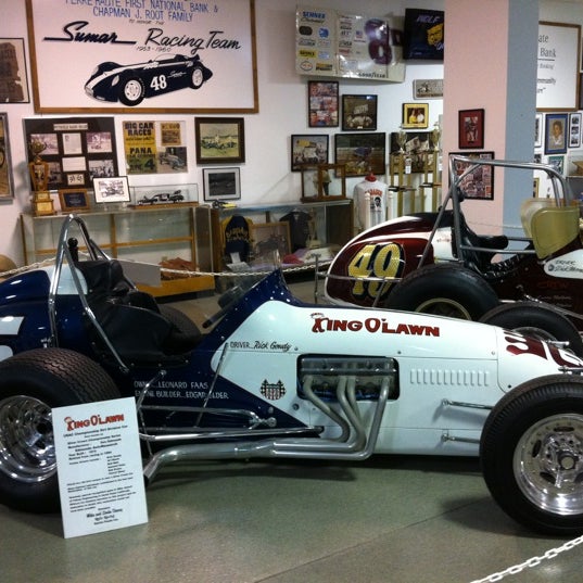 Das Foto wurde bei National Sprint Car Hall of Fame &amp; Museum von Steve Z. am 6/1/2012 aufgenommen