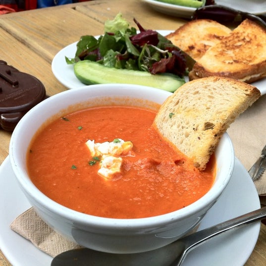 Tomato soup + pimento grilled cheese is the winning combo.