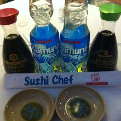 Das Foto wurde bei Sushi Chef Japanese Restaurant &amp; Market von Paola P. am 7/30/2012 aufgenommen