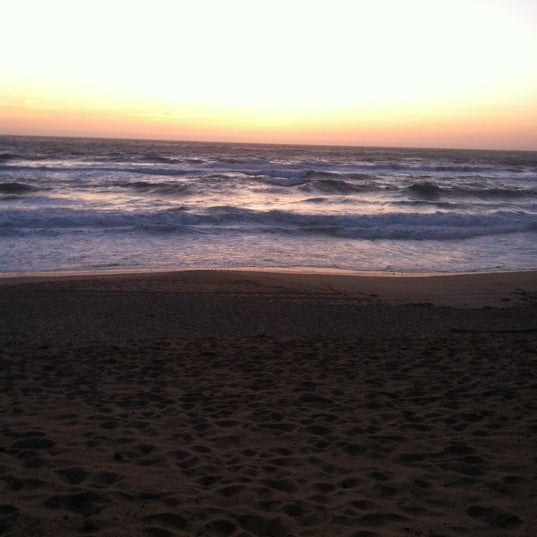 Photo taken at Sanctuary Beach Resort by Victoria S. on 4/29/2012