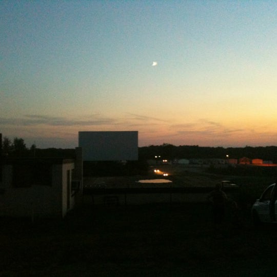 Photo taken at Starlight Drive-In by Sarah on 7/23/2012