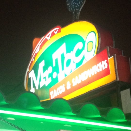 Mr. Taco Local de tacos