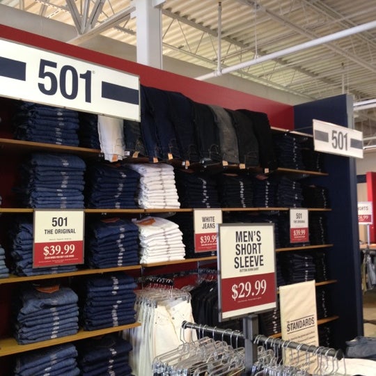 Levi's Outlet Store - 3 tips