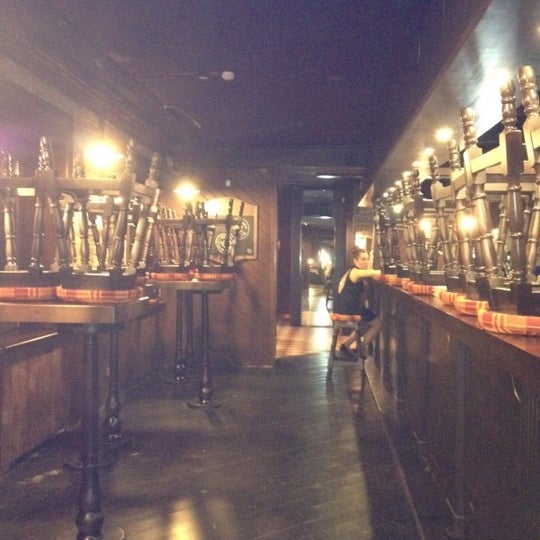 Photo taken at Черчилль Pub&amp;Grill by Zorigtoz D. on 8/5/2012