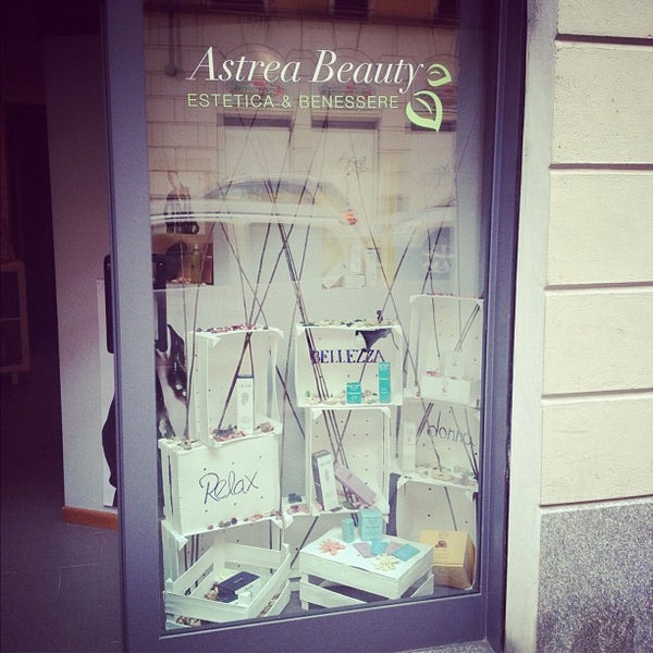 Photo taken at Astrea Beauty Estetica &amp; Benessere by Simone M. on 9/8/2012