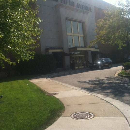 Saks Fifth Avenue Downtown Troy 13 tips from 1266 visitors