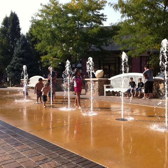 Photo prise au The Mall at Partridge Creek par Pammie O. le8/25/2012
