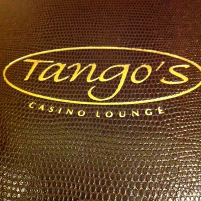 Foto scattata a Tango&#39;s Lounge da Eric U. il 7/21/2012