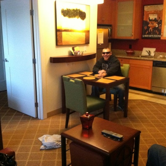 รูปภาพถ่ายที่ Residence Inn by Marriott Prescott โดย Leah A. เมื่อ 4/1/2012