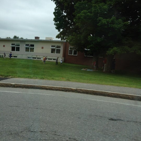 Mary Fisk Elementary School 41 ziyaretçidan 1 tavsiye