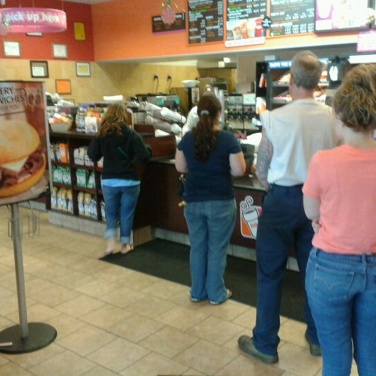 Dunkin' Donuts - 4 tips from 131 visitors