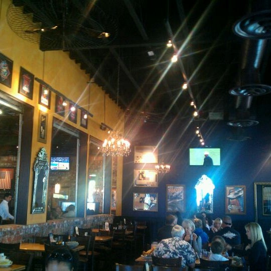 Photo taken at BJ&#39;s Restaurant &amp; Brewhouse by Gabe G. on 4/6/2012