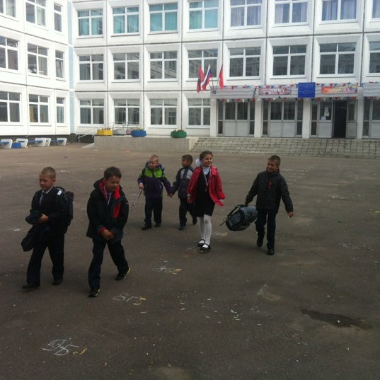 школа 148 адрес