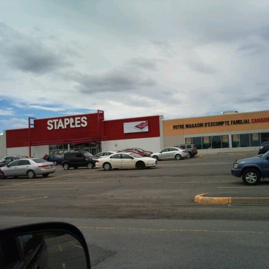 Staples (Now Closed) Office Supply Store in Ottawa