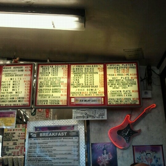 Photo taken at Beeps 50&#39;s Diner by Sunu F. on 7/11/2012
