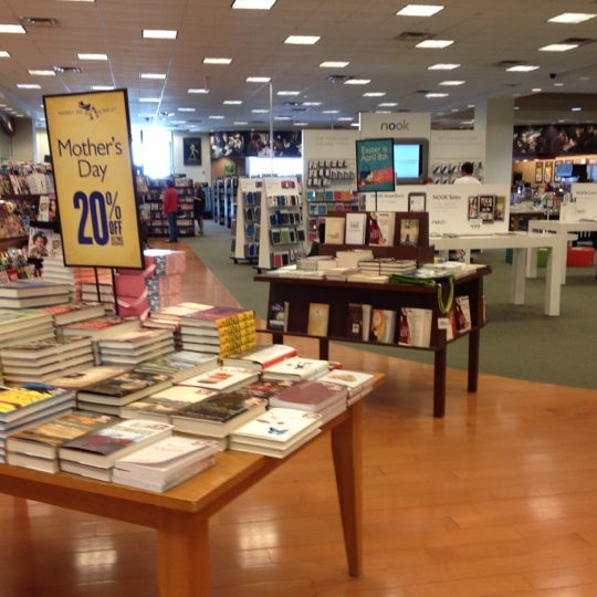 Barnes Noble Bookstore