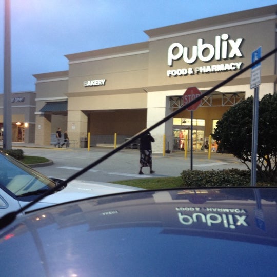 Publix Bayside Lakes Commercial Center 8 tips from 350 visitors