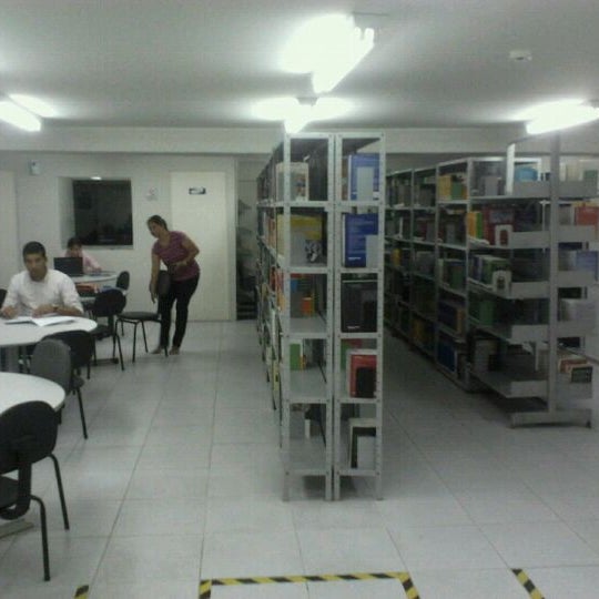 5/8/2012에 Athenas P.님이 Faculdade Boa Viagem - Campus Boa Vista에서 찍은 사진