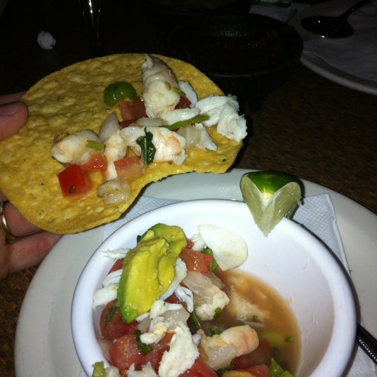 6/27/2012にHelen R.がLeticia&#39;s Mexican Cocinaで撮った写真