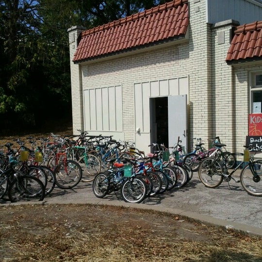Revolve Bike Shop (Now Closed) Kansas City, MO